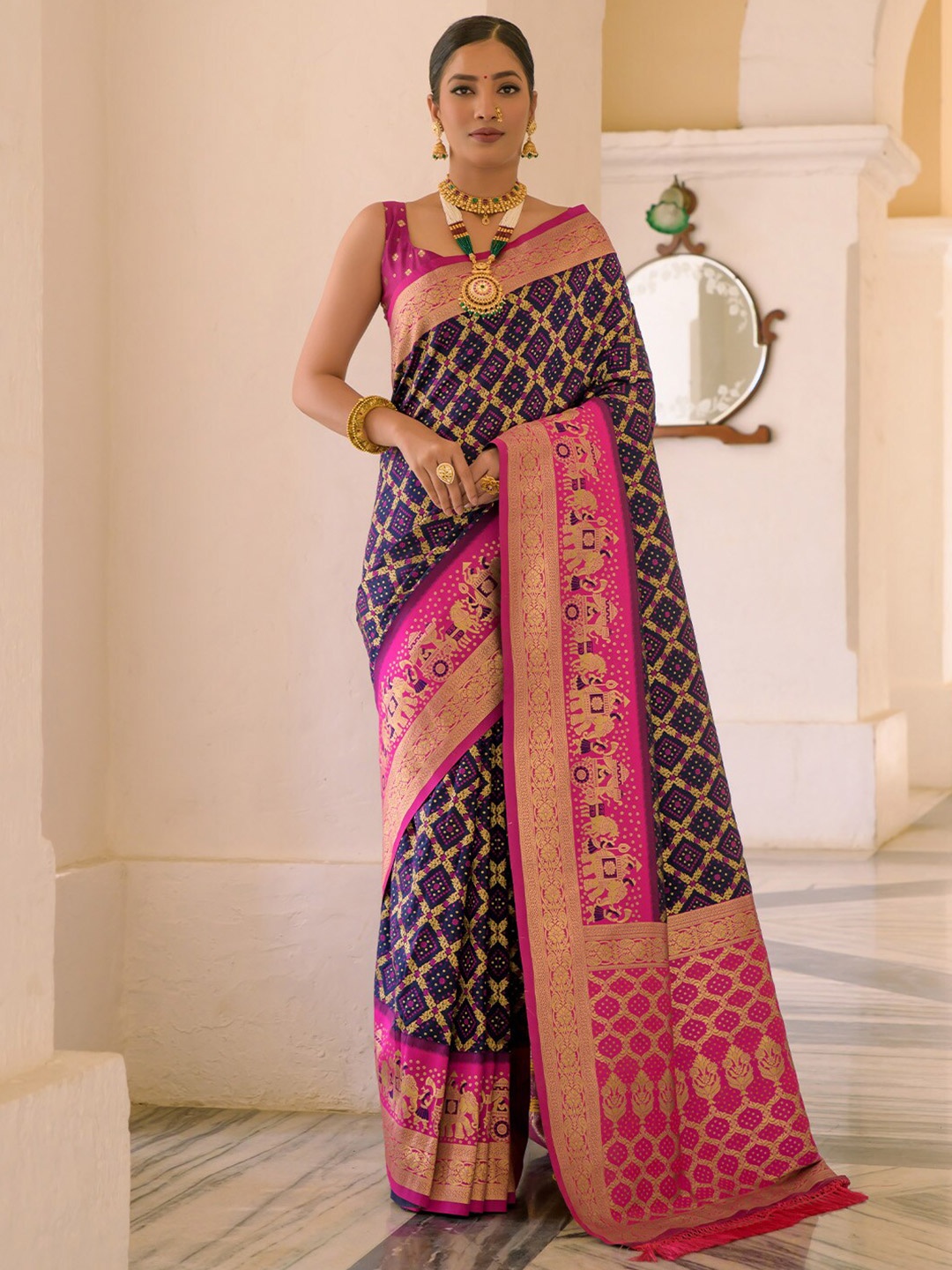 

KARAGIRI Woven Design Zari Silk Blend Banarasi Saree, Navy blue