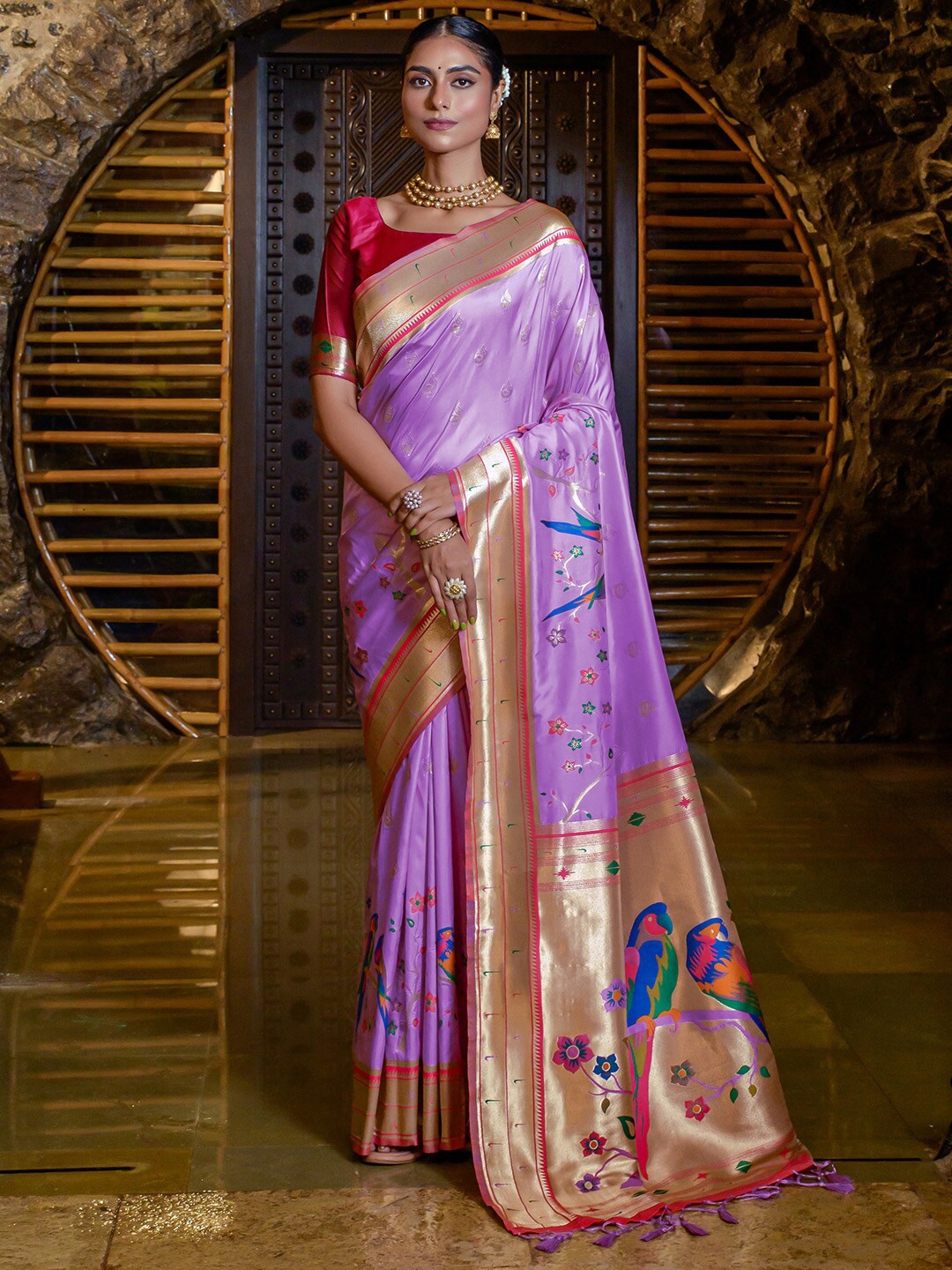 

KARAGIRI Woven Design Zari Silk Blend Paithani Saree, Purple