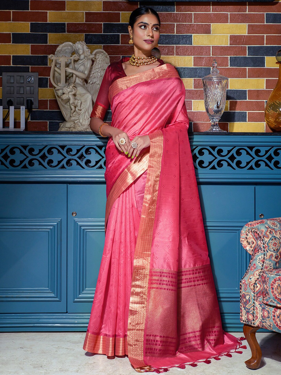 

KARAGIRI Ethnic Motifs Woven Design Zari Saree, Pink