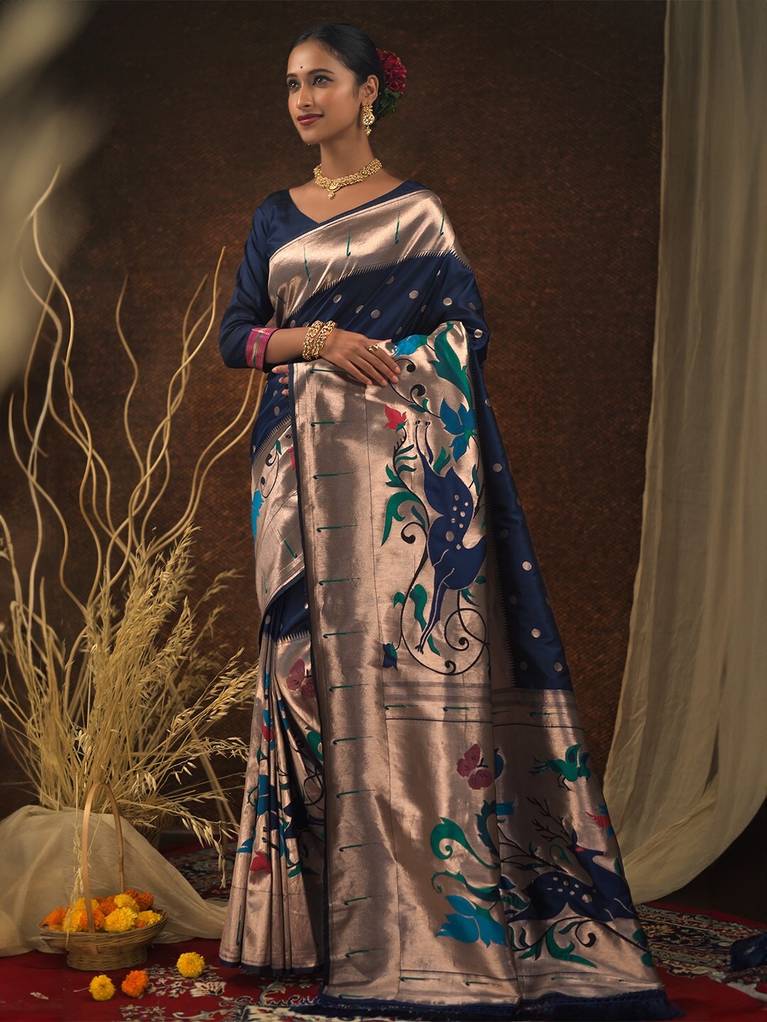

KARAGIRI Ethnic Motifs Woven Design Zari Paithani Saree, Navy blue
