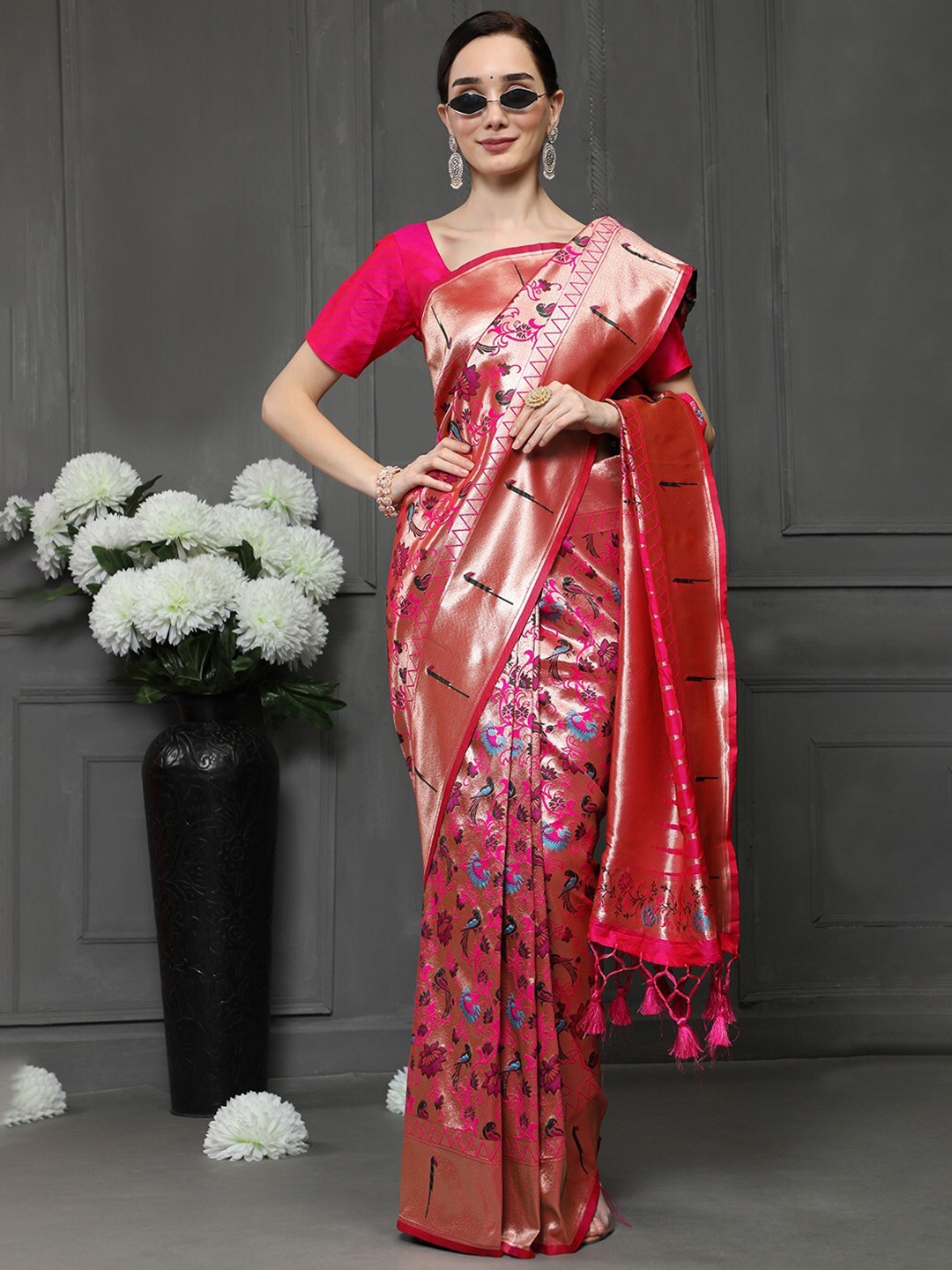 

KARAGIRI Ethnic Motifs Zari Paithani Saree, Pink