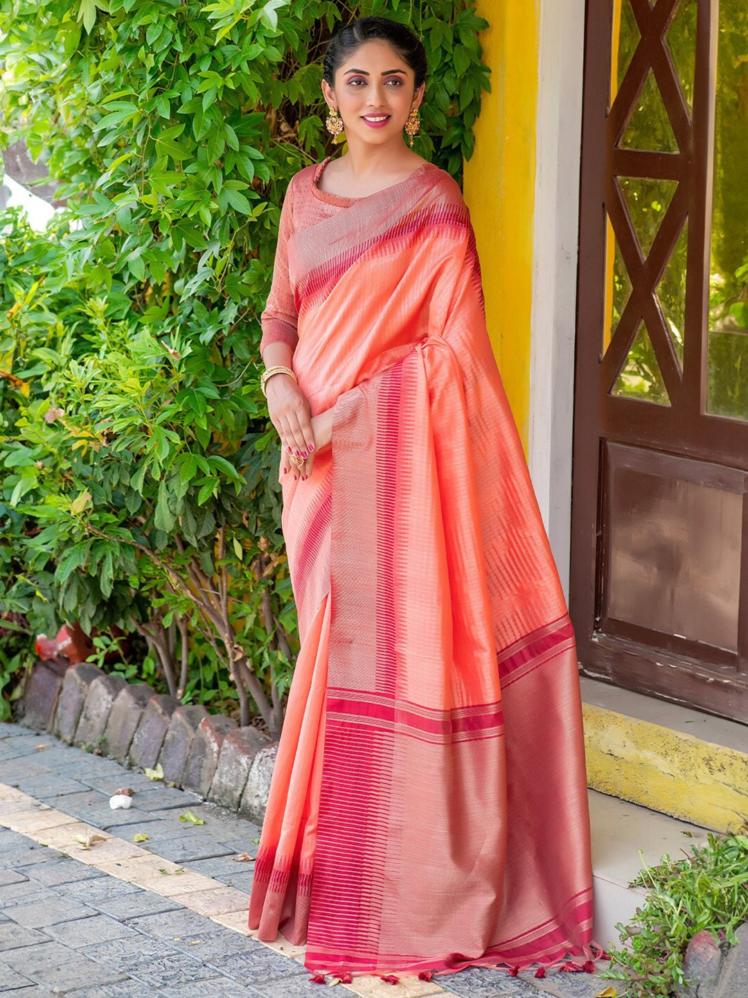 

KARAGIRI Striped Zari Saree, Orange