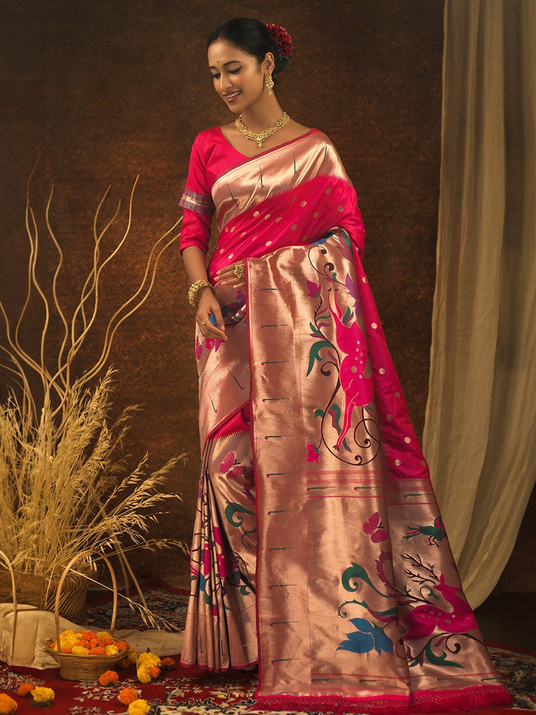 

KARAGIRI Woven Design Zari Silk Blend Paithani Saree, Pink