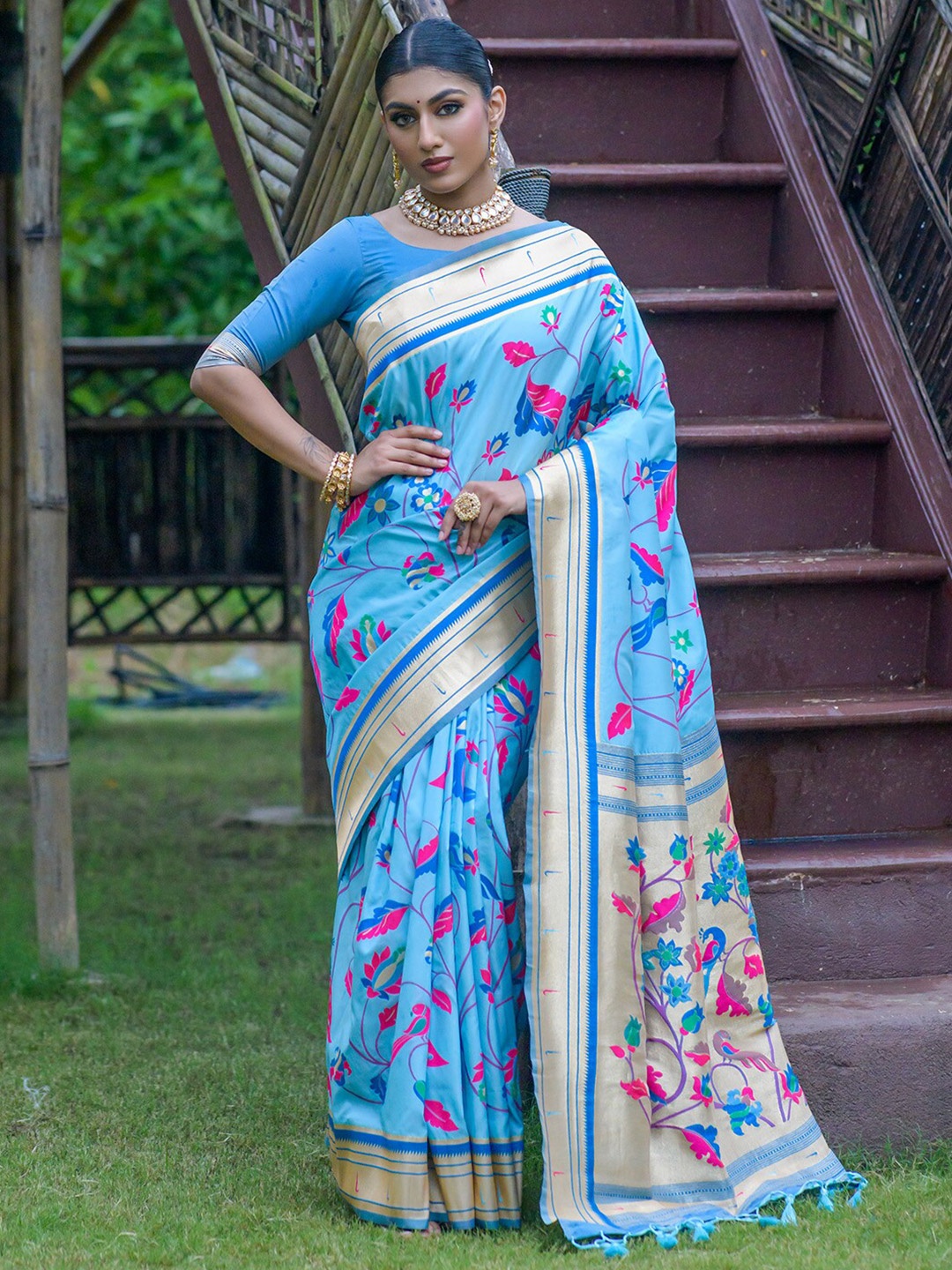 

KARAGIRI Floral Woven Design Zari Detail Banarasi Saree, Turquoise blue