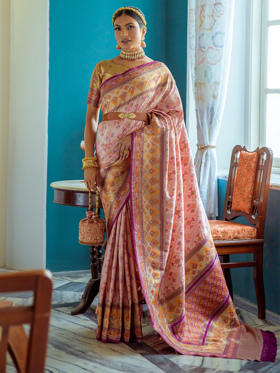 

KARAGIRI Ethnic Motifs Woven Design Zari Detail Patola Saree, Pink