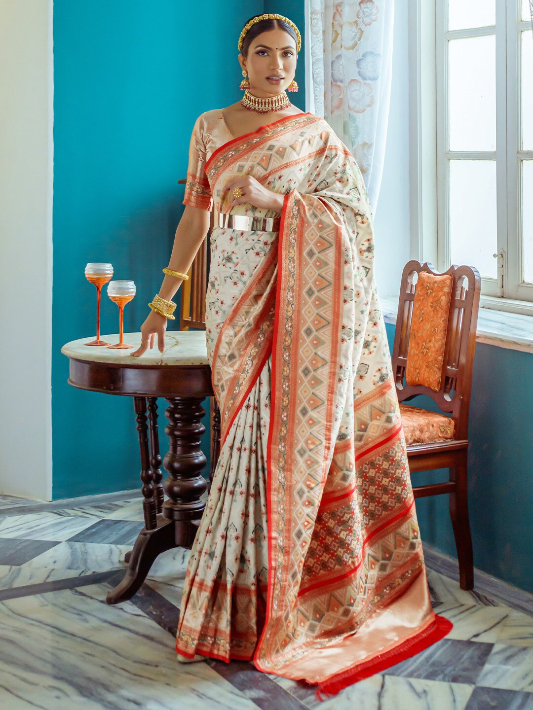 

KARAGIRI Woven Design Zari Patola Saree, Off white