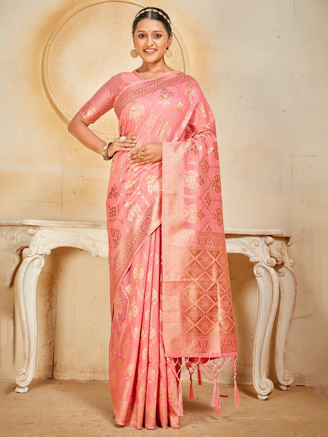 

KARAGIRI Woven Design Zari Linen Blend Banarasi Saree, Pink