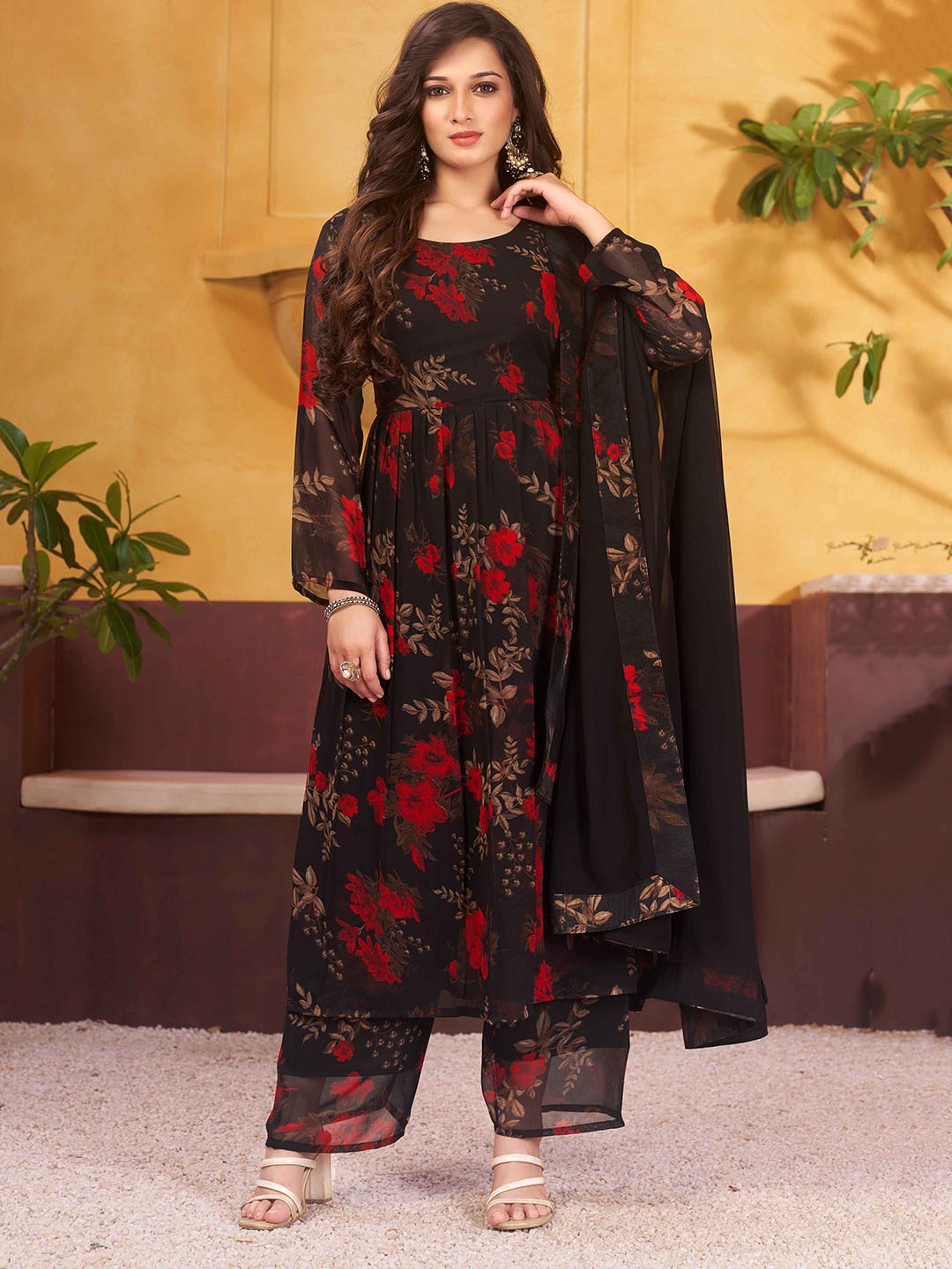 

KALINI Floral Printed Kurta With Palazzos & Dupatta, Black