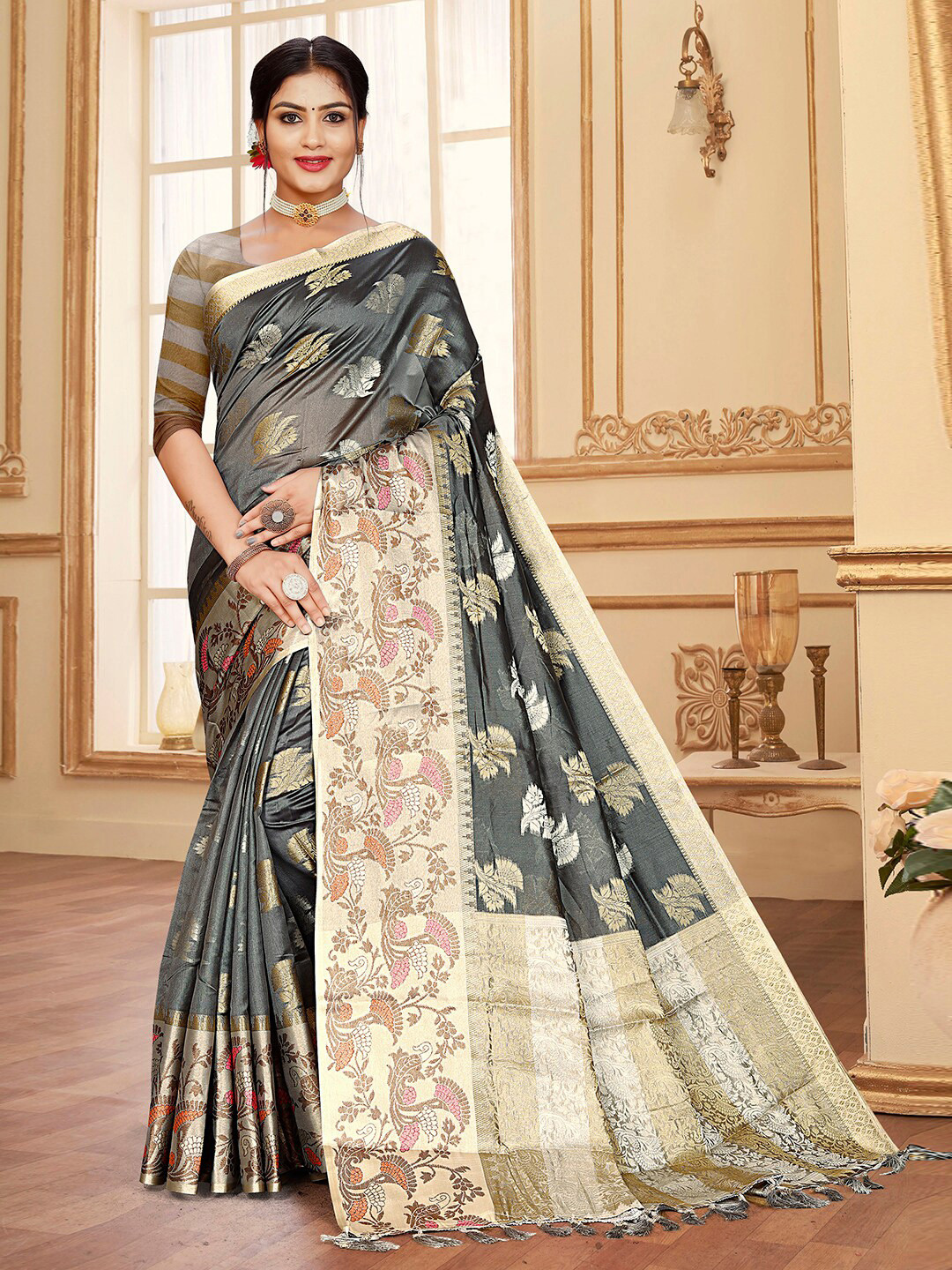 

Pisara Ethnic Motifs Woven Design Zari Organza Saree, Grey