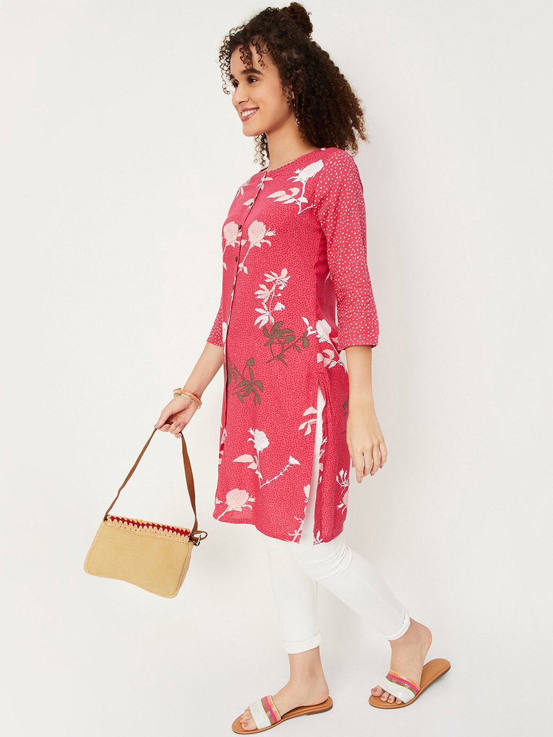 

max Floral Printed Round Neck Straight Regular Kurta, Fuchsia