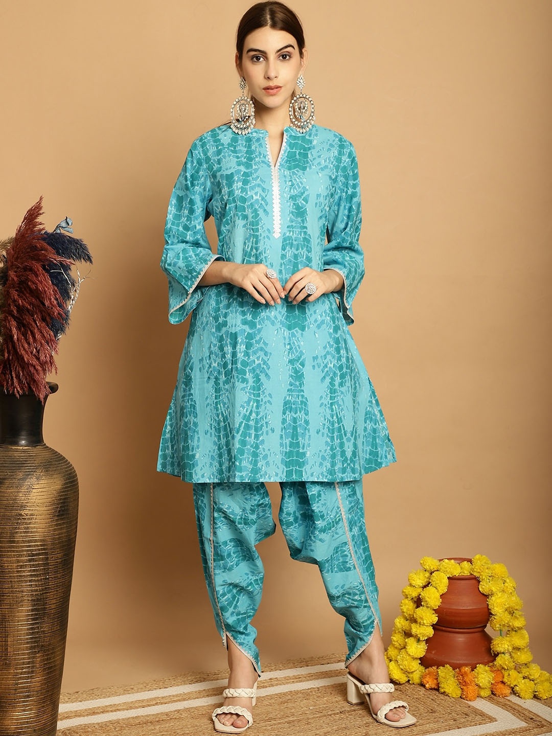 

KALINI Abstract Printed Pure Cotton Kurta With Dhoti Pants, Turquoise blue