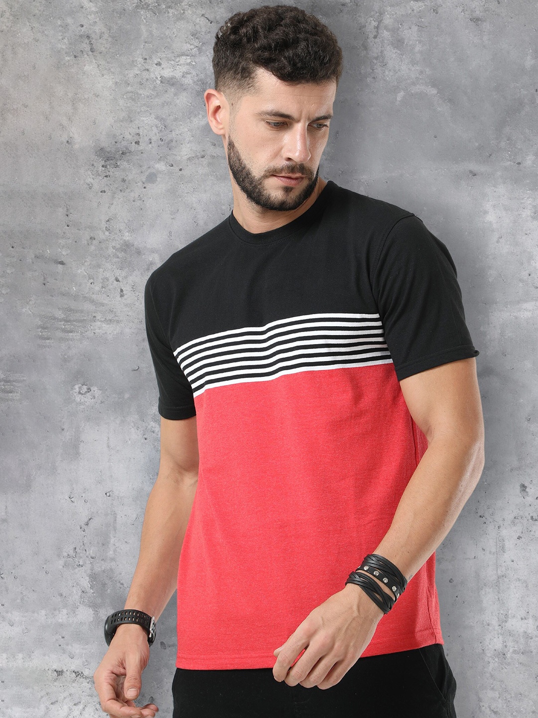 

fanideaz Colourblocked T-shirt, Red