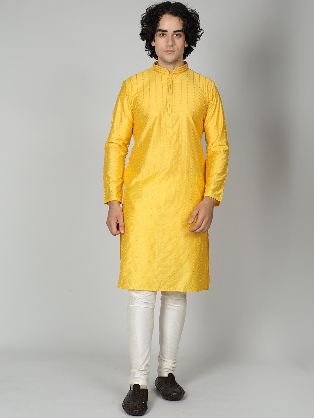 

MAAHI FABS Thread Work Mandarin Collar Long Sleeves Jacquard Straight Kurta, Yellow