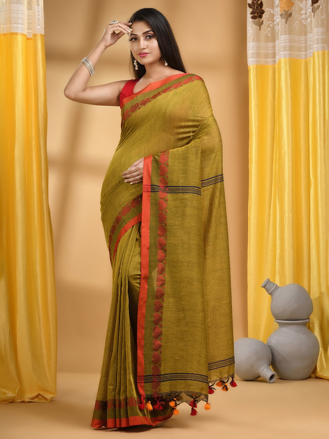 

DESH BIDESH Ethnic Motifs Woven Design Pure Cotton Taant Saree, Olive