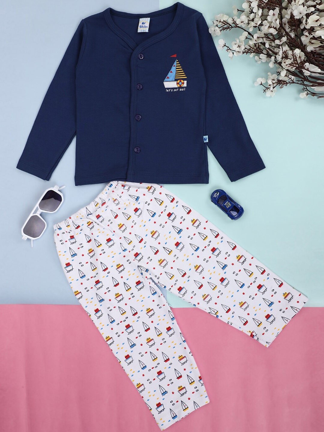 

V-Mart Kids Graphic Printed Pure Cotton T-shirt with Pyjamas, Blue