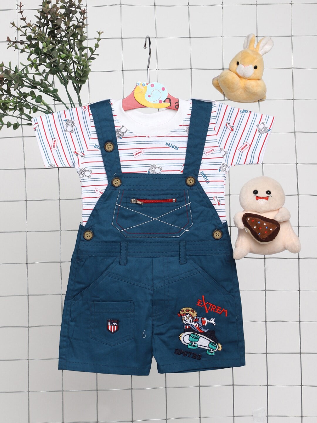 

VMart Infants Kids Straight Leg Conversational Printed Denim Cotton Dungaree With T-Shirt, Blue