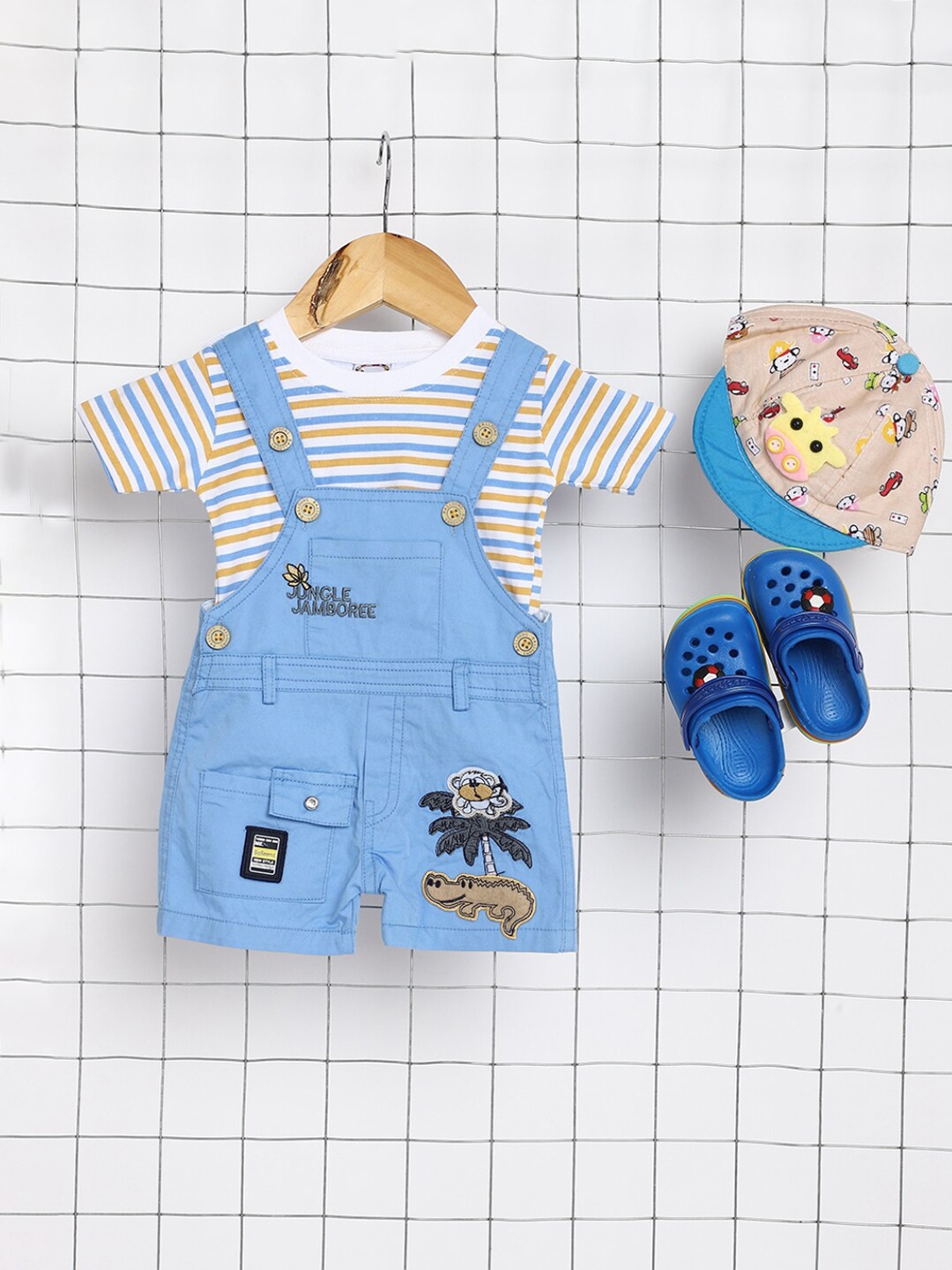 

V-Mart Infants Kids Striped Cotton T-shirt With Dungarees, Blue