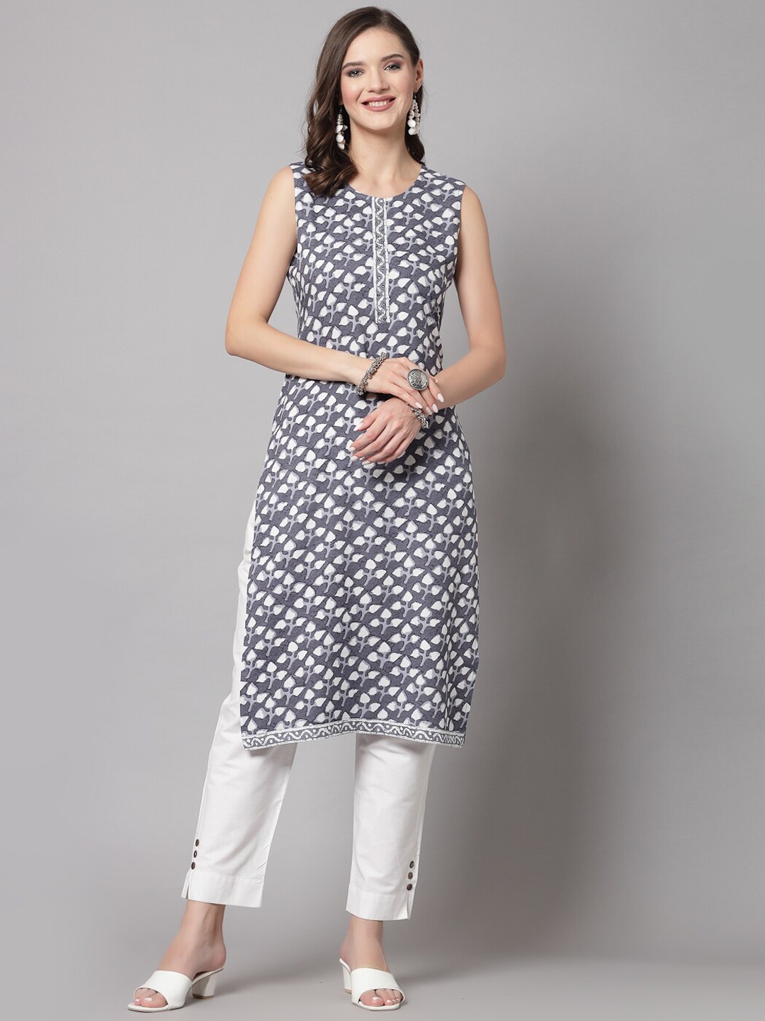 

kipek Geometric Printed Sleeveless A-Line Kurta, Grey