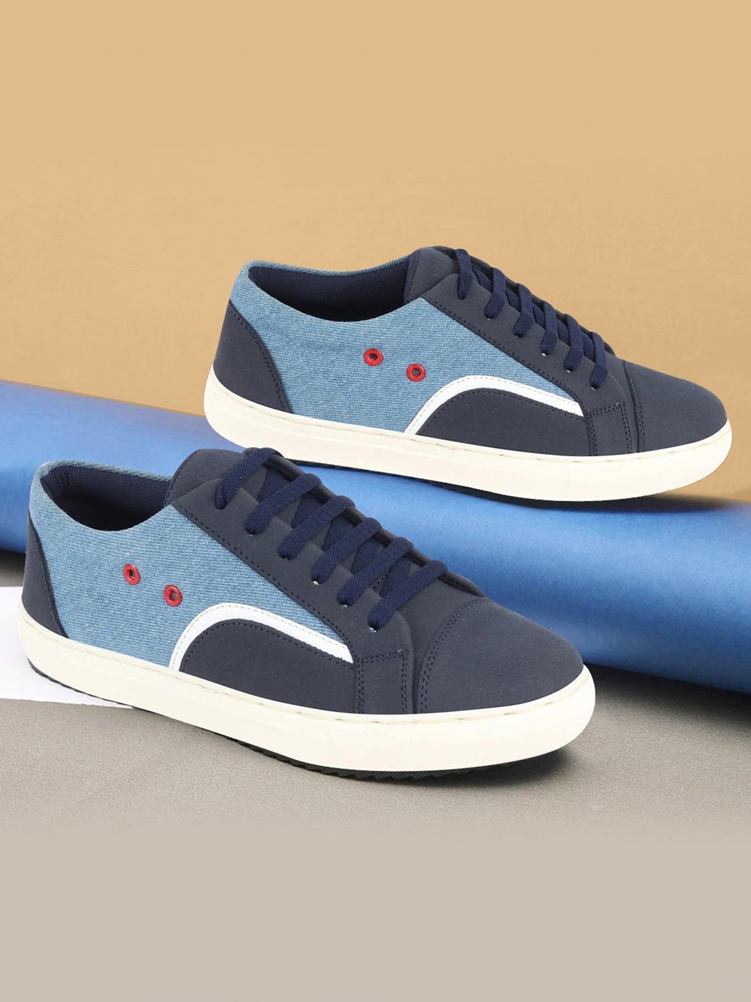

FAUSTO Men Colourblocked Anti-Skid Lightweight Canvas Sneakers, Navy blue