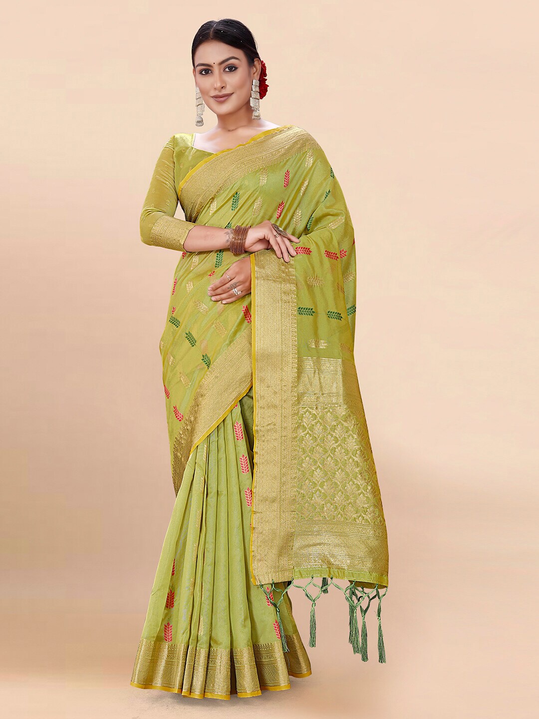 

Pisara Woven Design Zari Organza Saree, Green