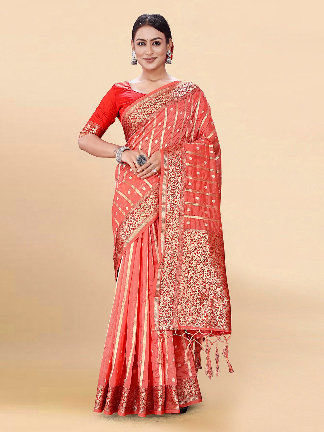 

Pisara Woven Design Zari Organza Saree, Peach