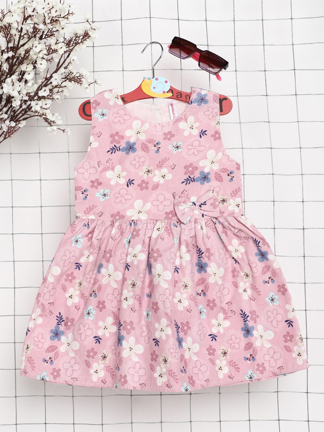 

V-Mart Girls Floral Printed Sleeveless Gathered Cotton Fit & Flare Dress, Pink