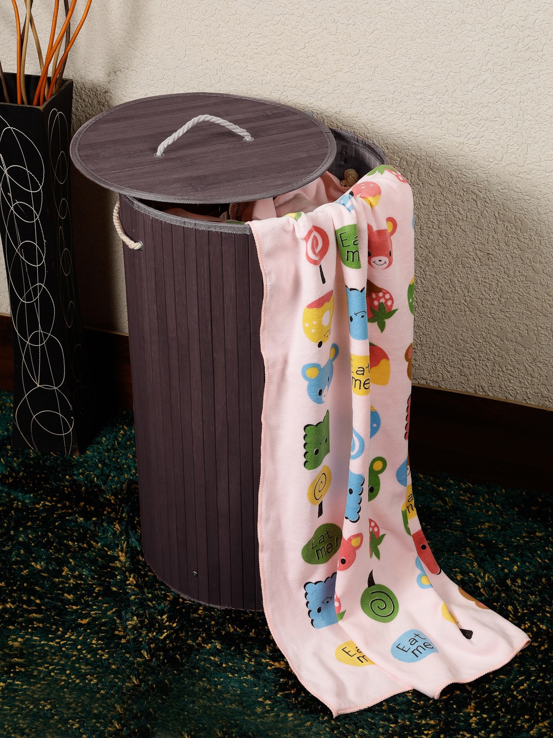 

FABINALIV Brown Textured Foldable Bamboo Laundry Bag With Lid