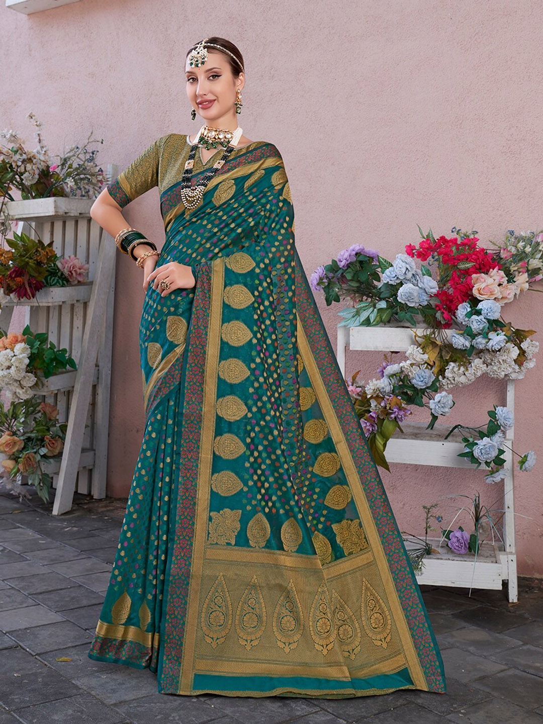

Anouk Ethnic Motifs Woven Design Zari Detail Saree, Turquoise blue