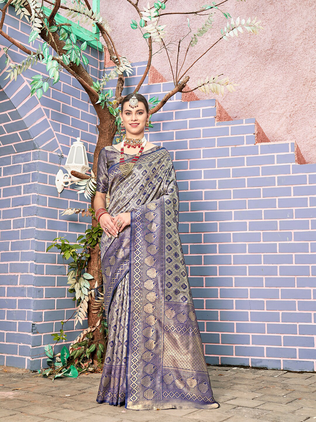 

Anouk Blue Ethnic Motifs Woven Design Zari Kanjeevaram Saree