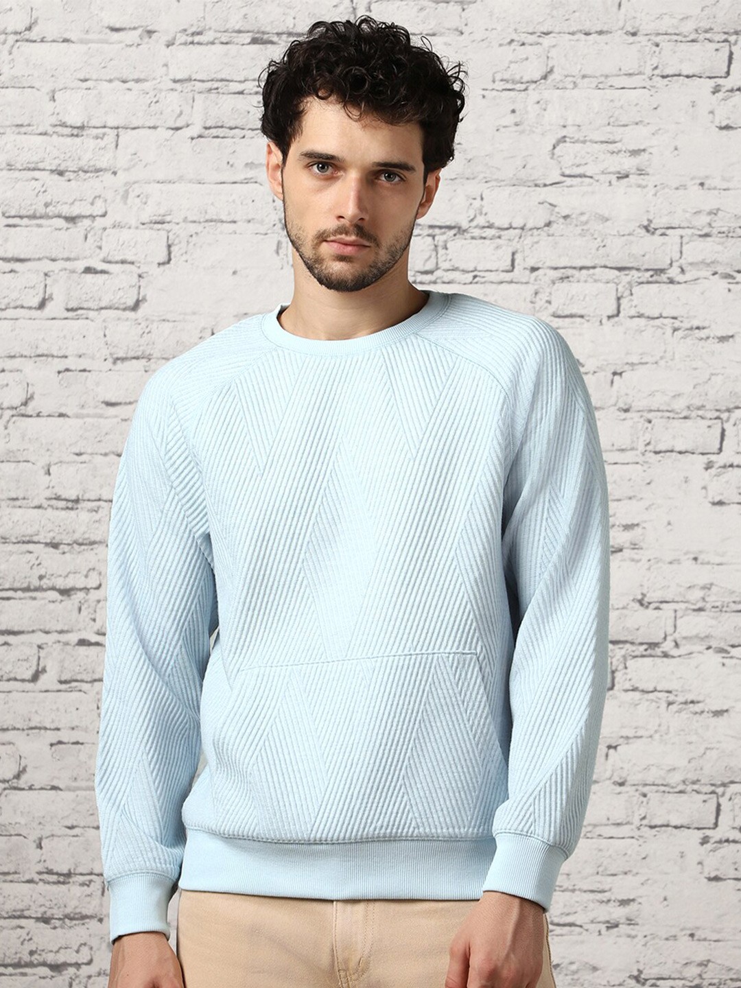 

NOBERO Zigzag Self Design Quilted Round Neck Pullover, Blue