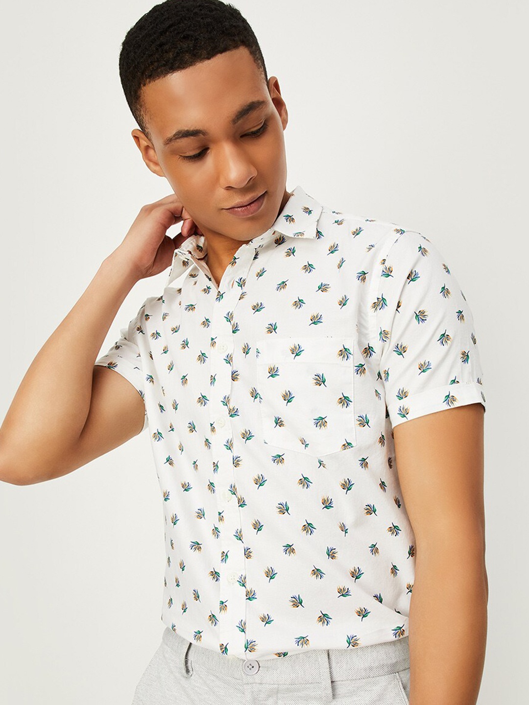 

max Printed Spread Collar Cotton Opaque Casual Shirt, White