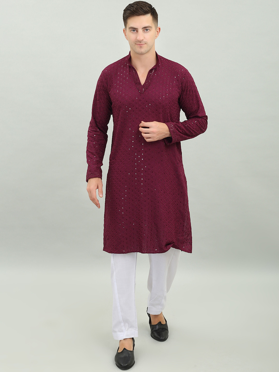 

Benstoke Floral Embroidered Mandarin Collar Chikankari Regular Kurta With Pyjamas, Purple