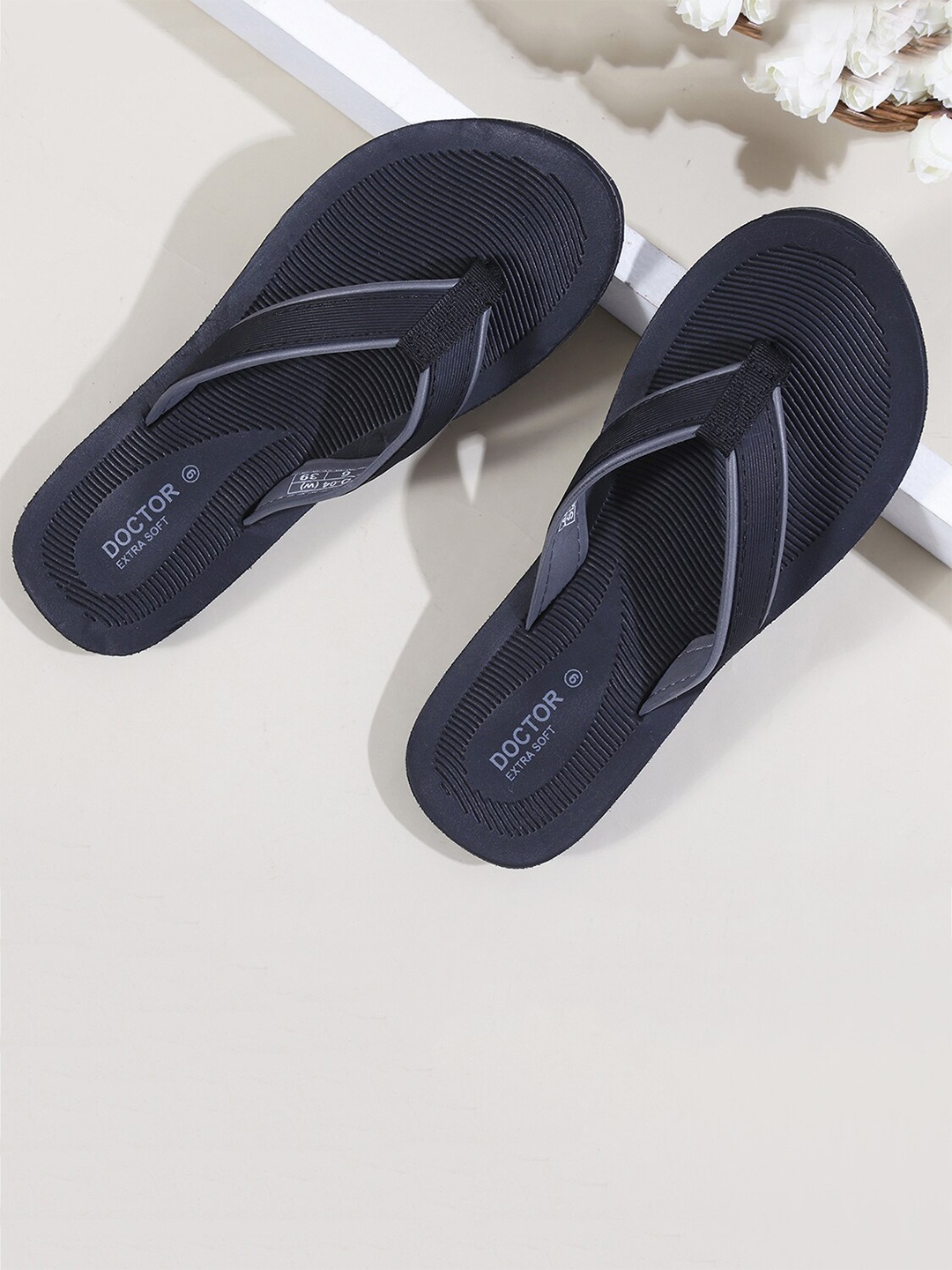 

DOCTOR EXTRA SOFT Women Bounce Back Technology Anti-Skid Lightweight Thong Flip-Flops, Black