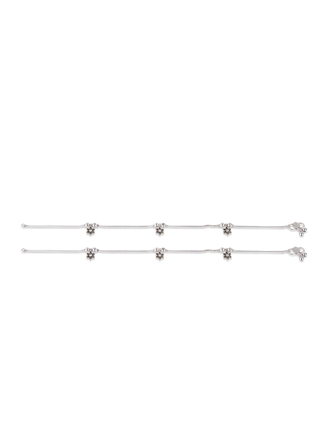 

Priyaasi Set Of 2 Silver-Plated Flower Charm Anklets