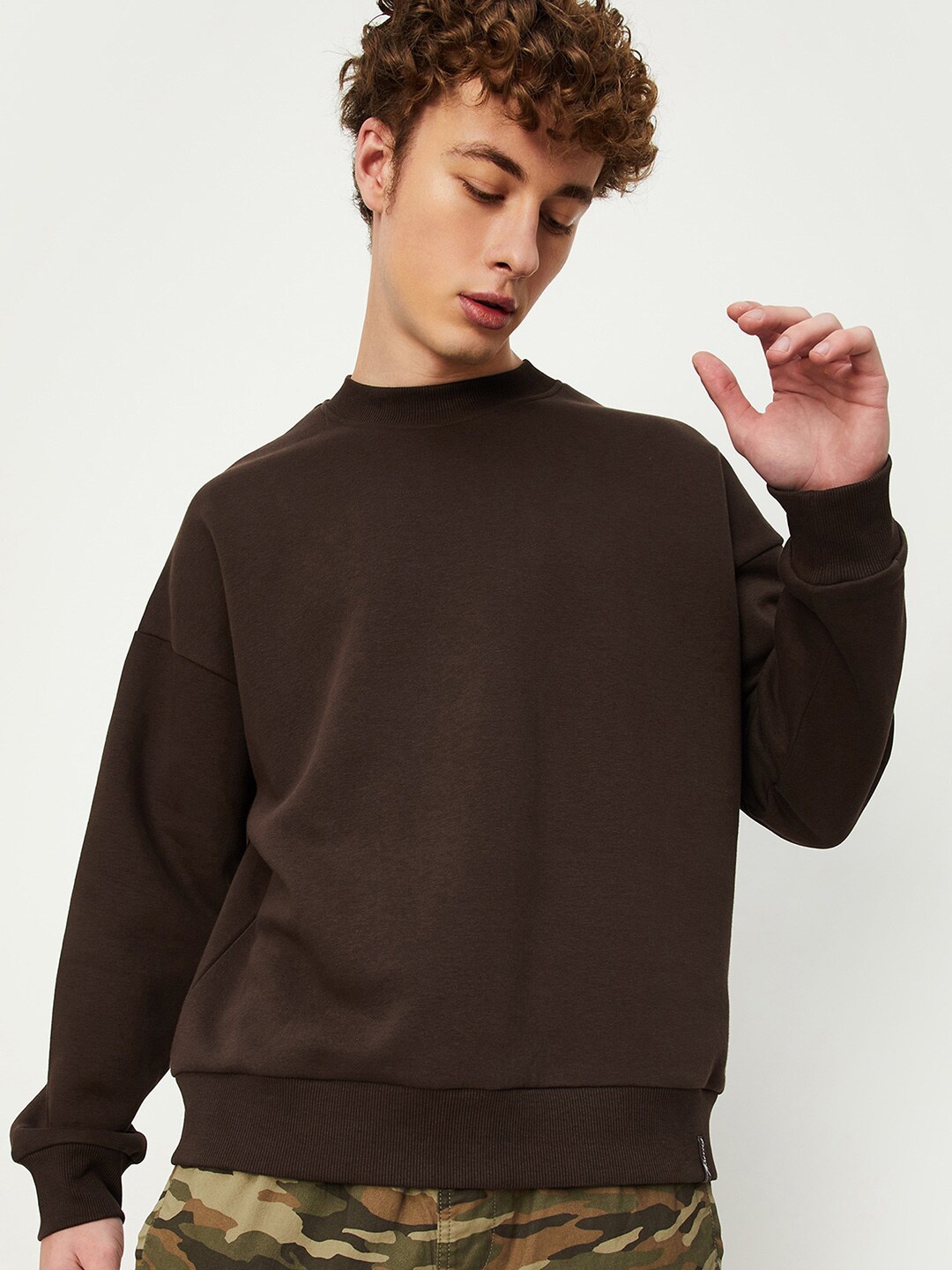 

max Round Neck Sweatshirt, Brown