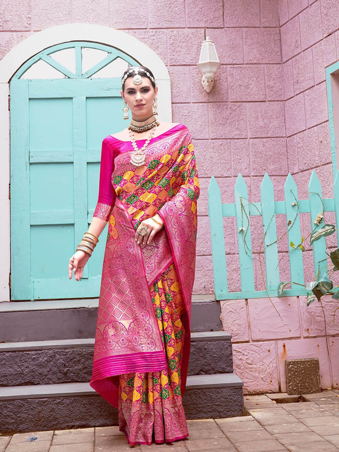 

Anouk Pink Ethnic Motifs Woven Design Zari Detailed Kanjeevaram Saree