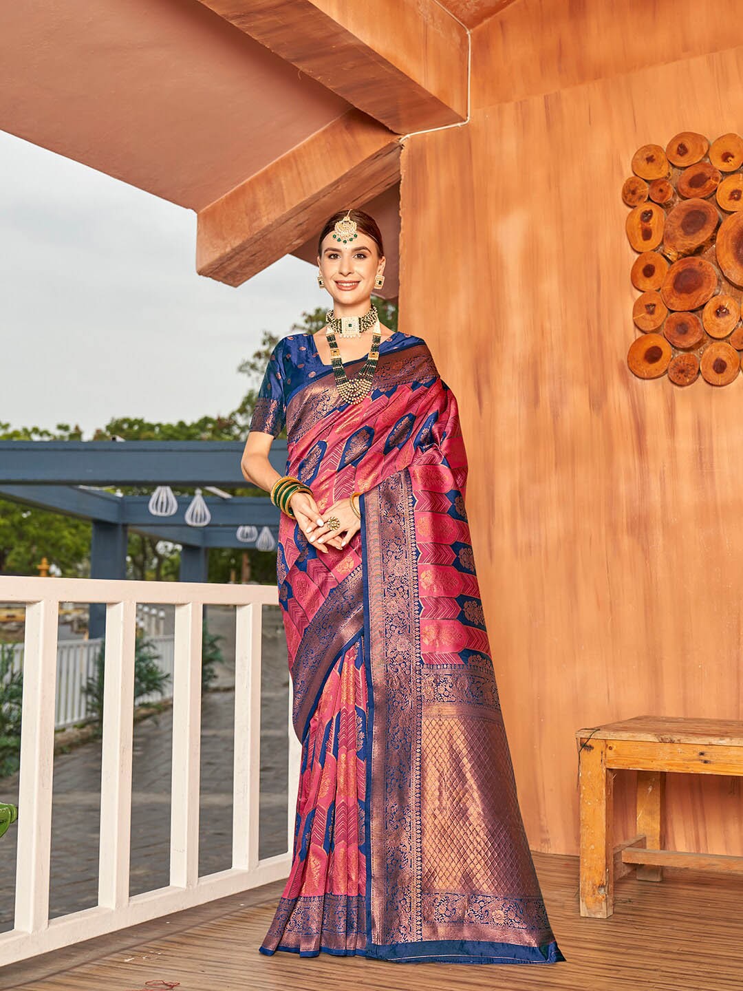 

Anouk Woven Design Zari Kanjeevaram Saree, Pink