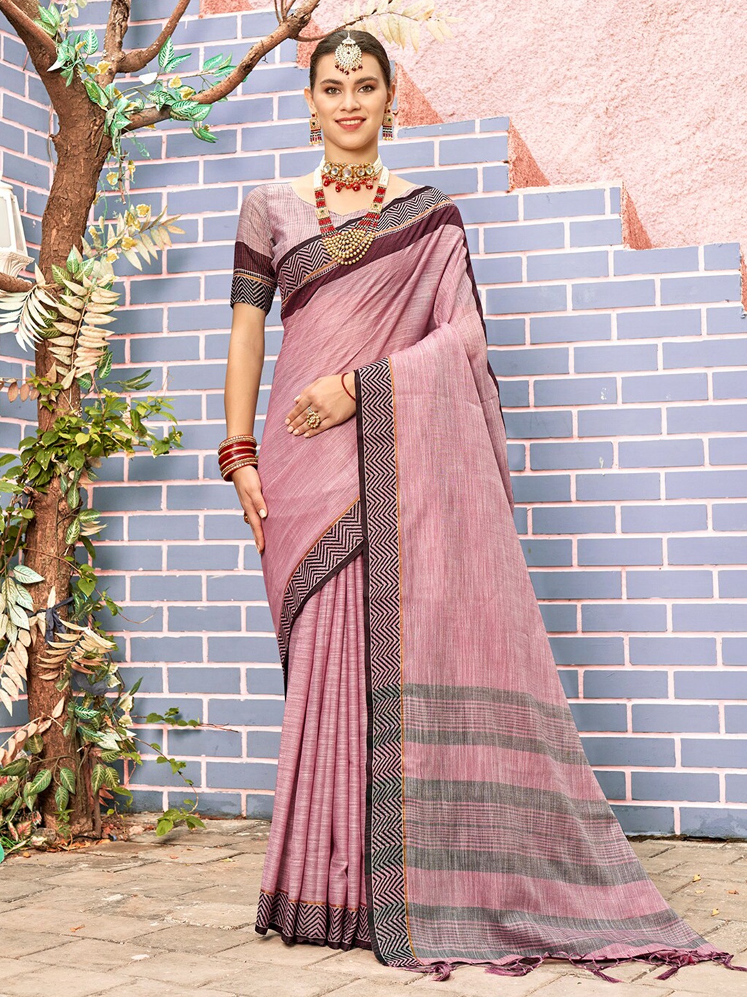 

Anouk Woven Design Border Pure Linen Saree, Pink