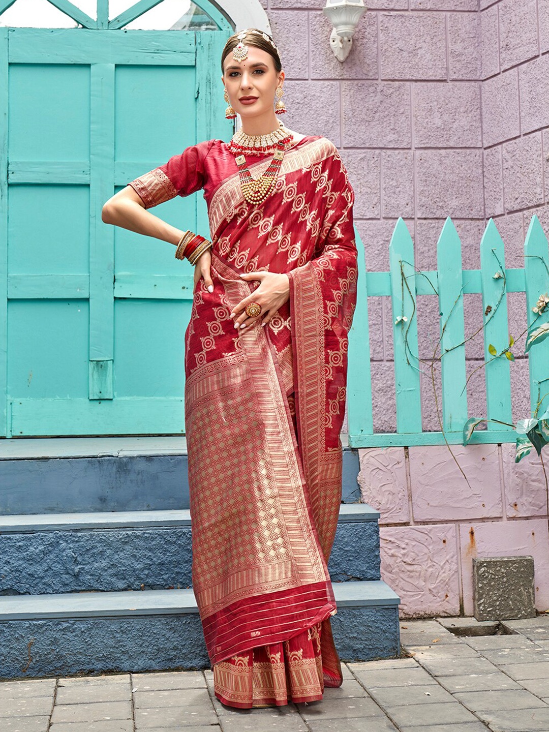 

Anouk Woven Design Zari Art Silk Saree, Red