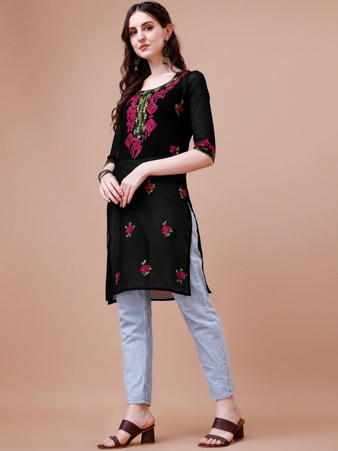

KALINI Ethnic Motifs Embroidered Straight Kurta, Black