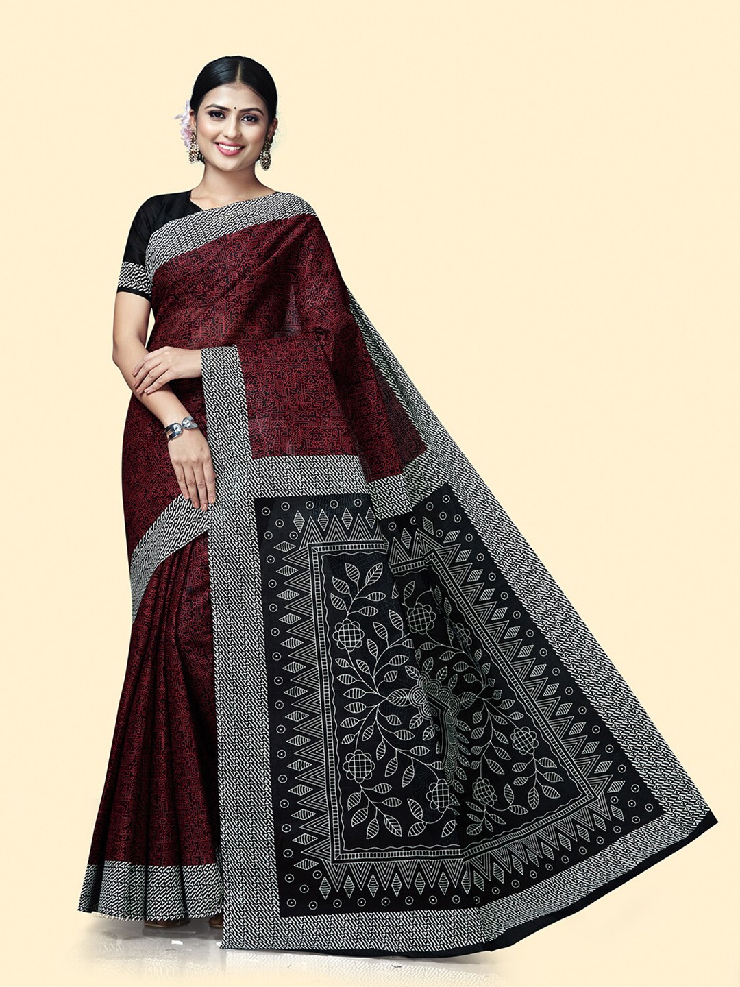 

SHANVIKA Ethnic Motifs Printed Pure Cotton Saree, Black