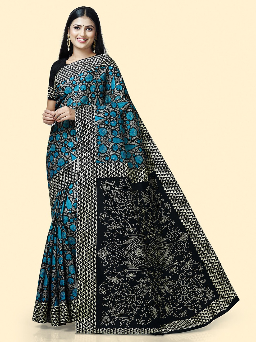 

SHANVIKA Floral Pure Cotton Saree, Black