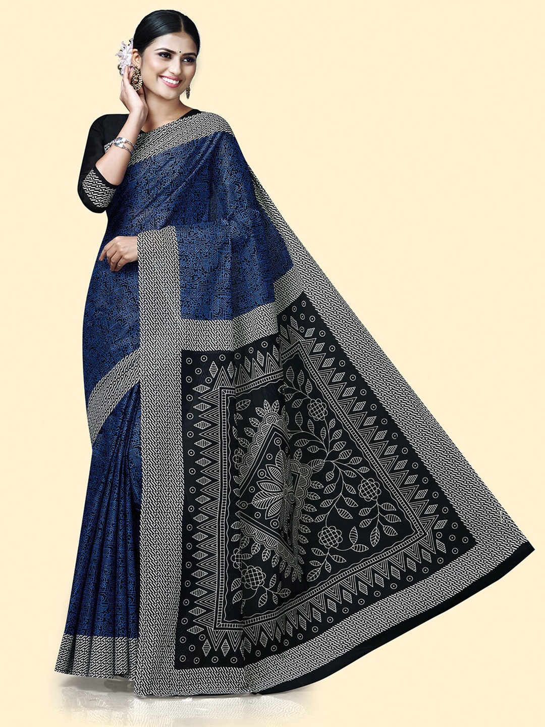 

SHANVIKA Ethnic Motifs Printed Pure Cotton Saree, Black
