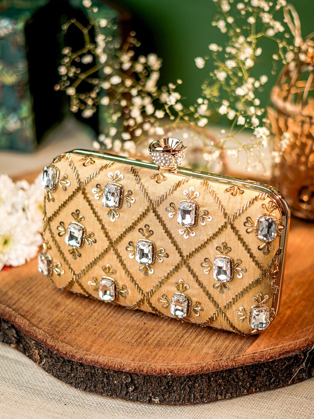 

Anouk Gold-Toned & White Embroidered Box Clutch