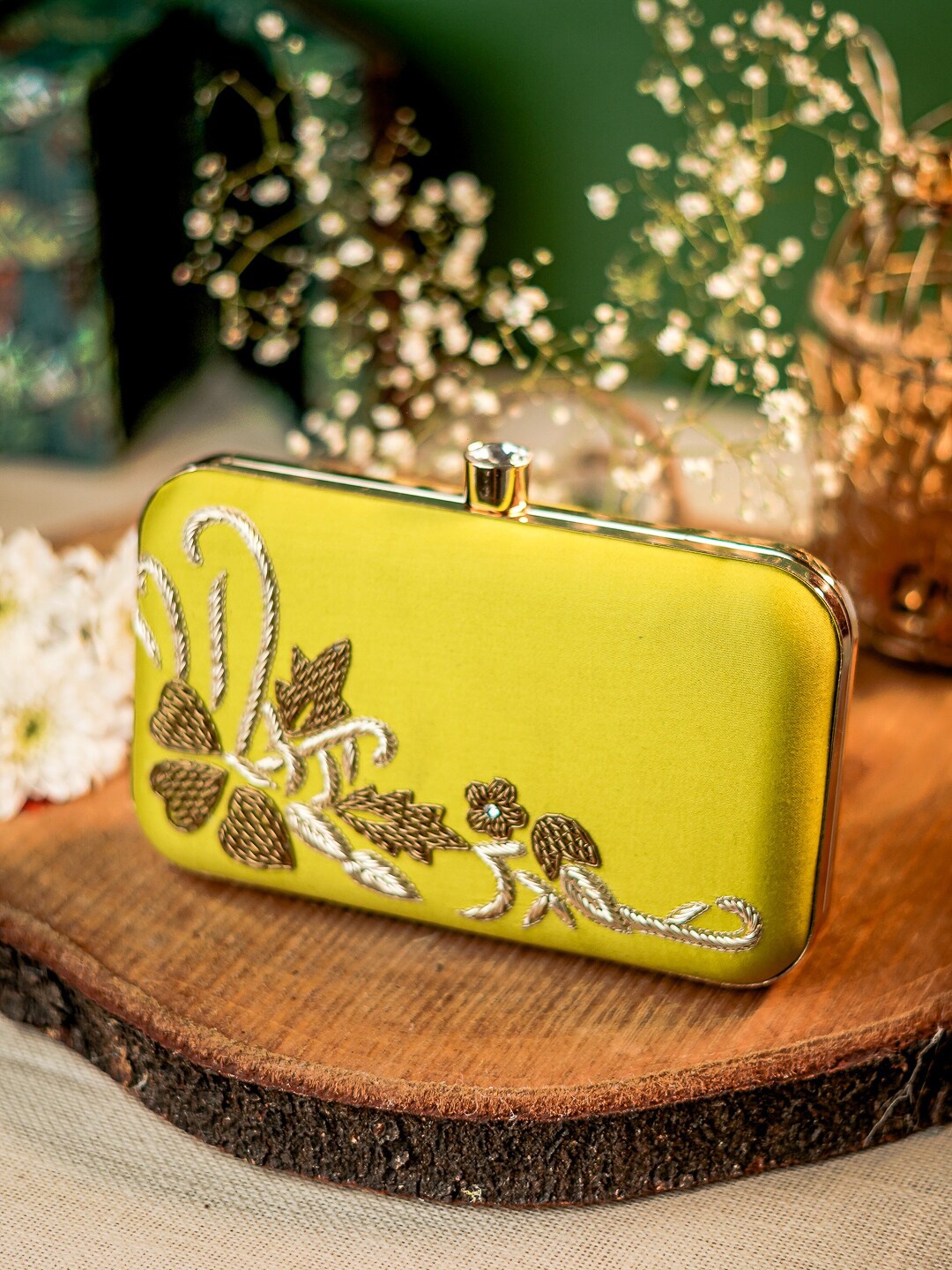 

Anouk Lime Green & Gold-Toned Embroidered Box Clutch