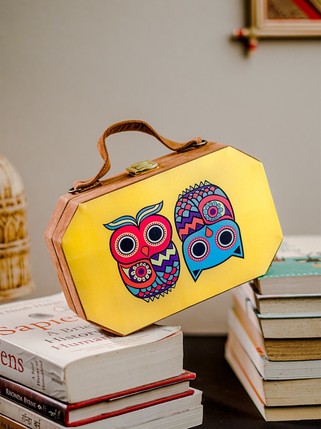 

Sangria Printed Box Clutch, Yellow