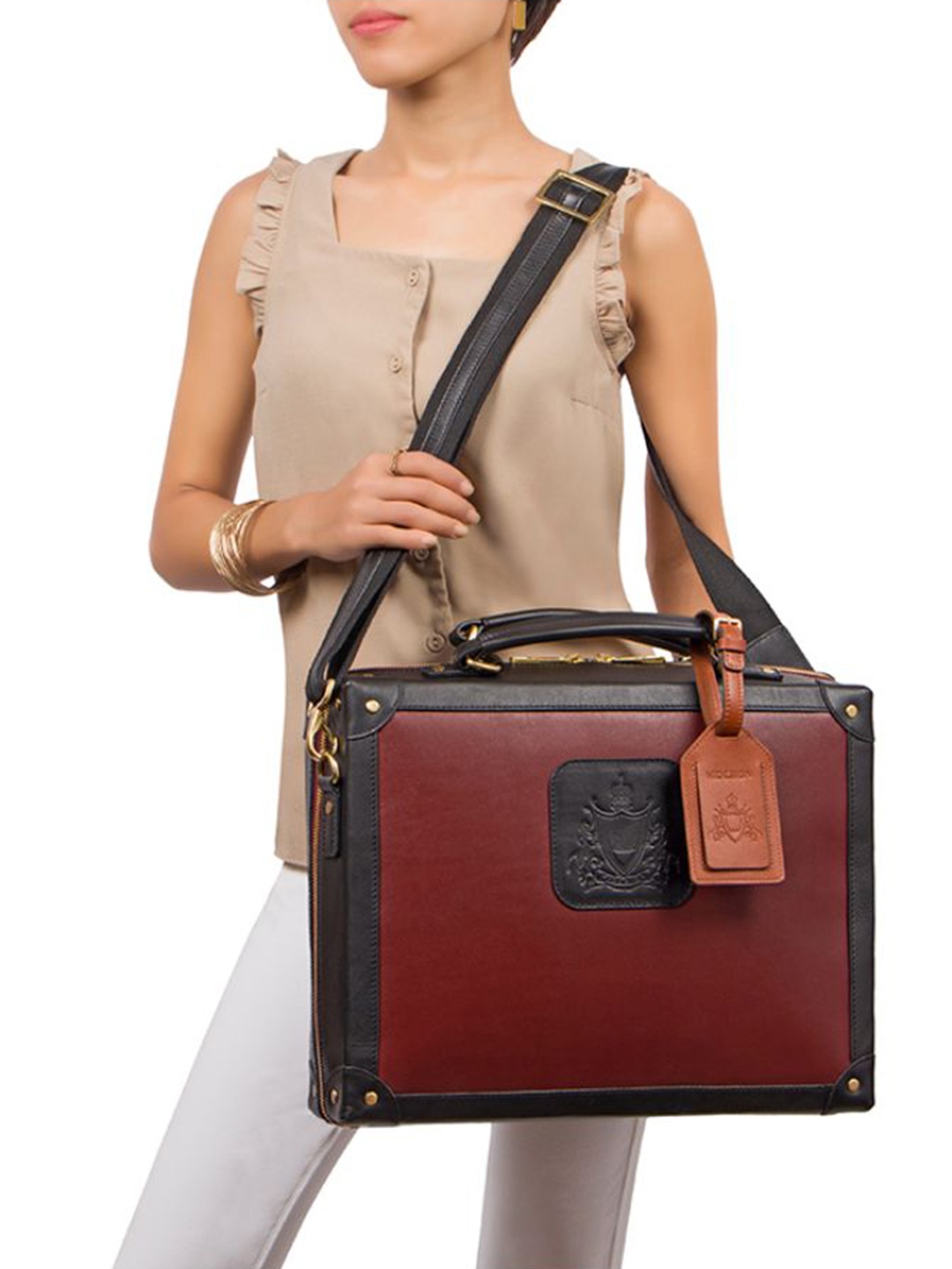 

Hidesign Leather Structured Handheld Bag, Red