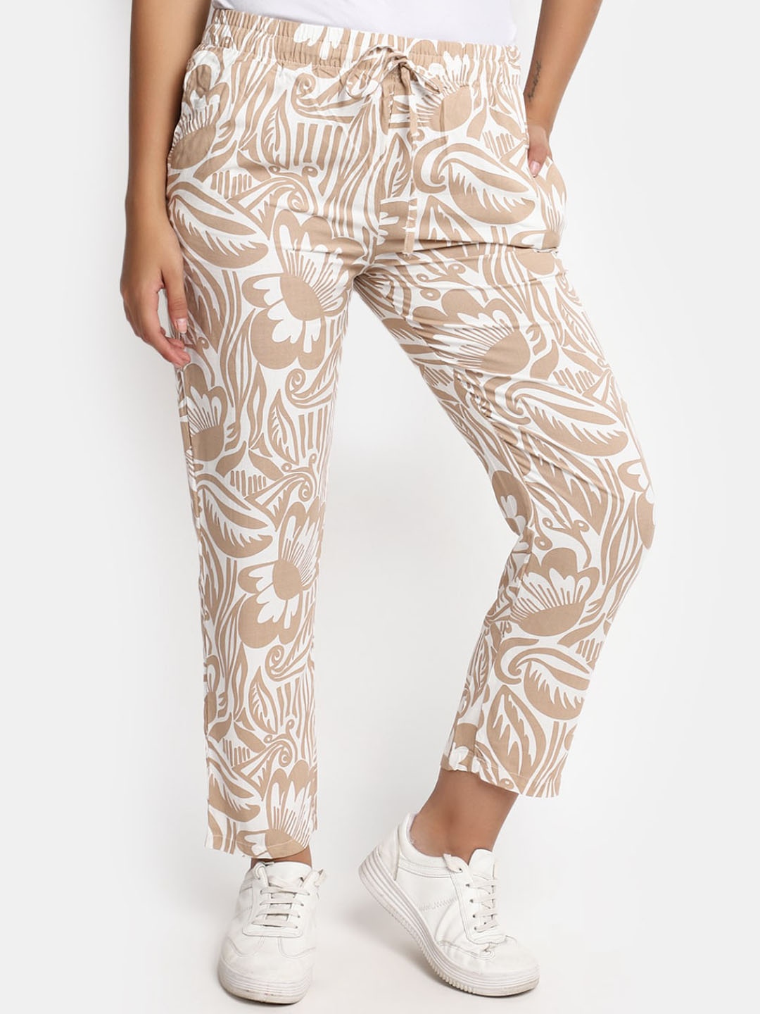 

V-Mart Women Floral Printed Track Pant, White
