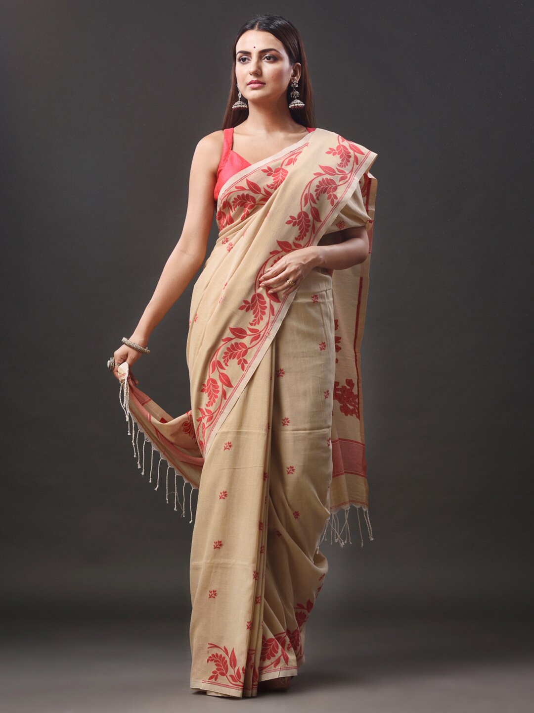 

SAJASAJO Ethnic Motifs Woven Design Pure Cotton Jamdani Saree, Beige