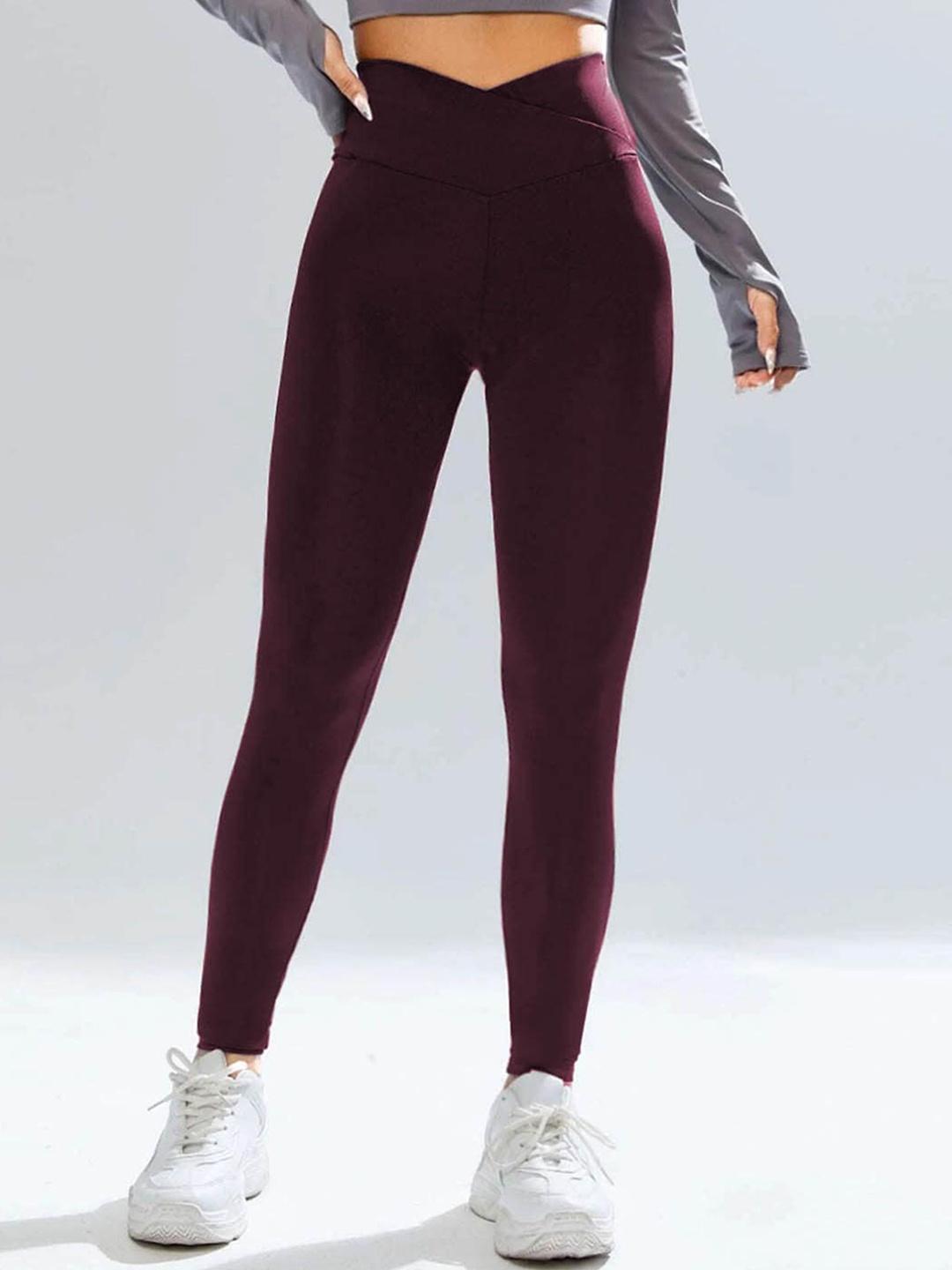 

IMPERATIVE Women Colourblocked High Rise Slim Fit Antimicrobial Ankle Length Gym Tights, Maroon